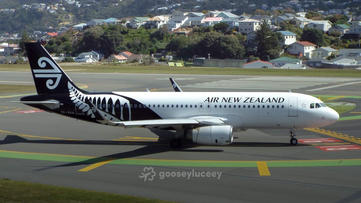 Air New Zealand ATR 72 on the runway